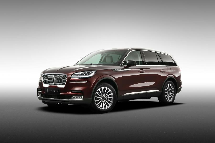  Lincoln Aviator 2019 года  (CN) (фото 1 из 18)